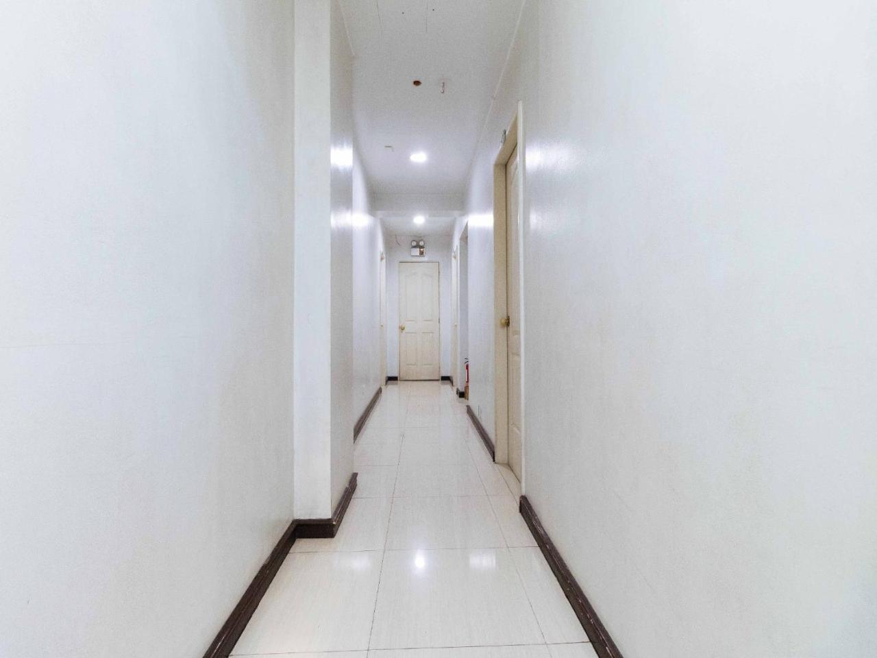 Getz Hotel Manila Exterior foto